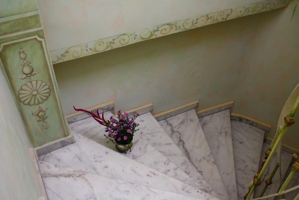 Villa Tamara บูคาเรสต์ ภายนอก รูปภาพ